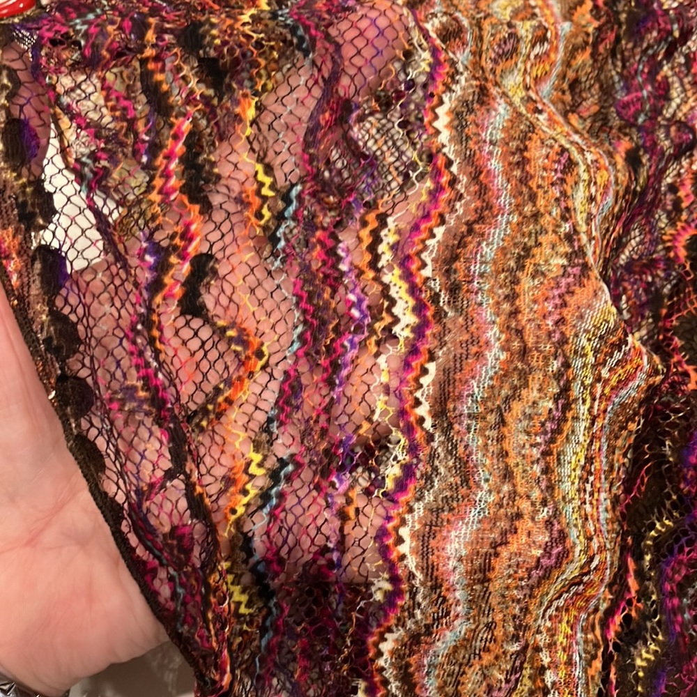 Multi Color Chevron Lace Top - Picture 11 of 14